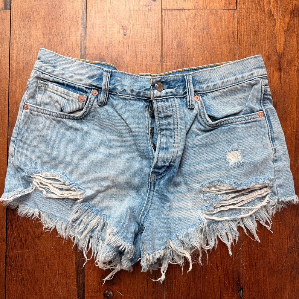 We The Free Frayed Blue Jean Shorts Women’s 27 Like New
